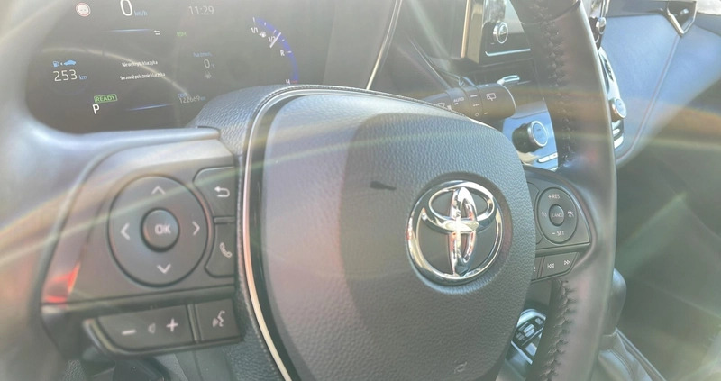Toyota Corolla cena 96800 przebieg: 122656, rok produkcji 2020 z Tarnowskie Góry małe 379